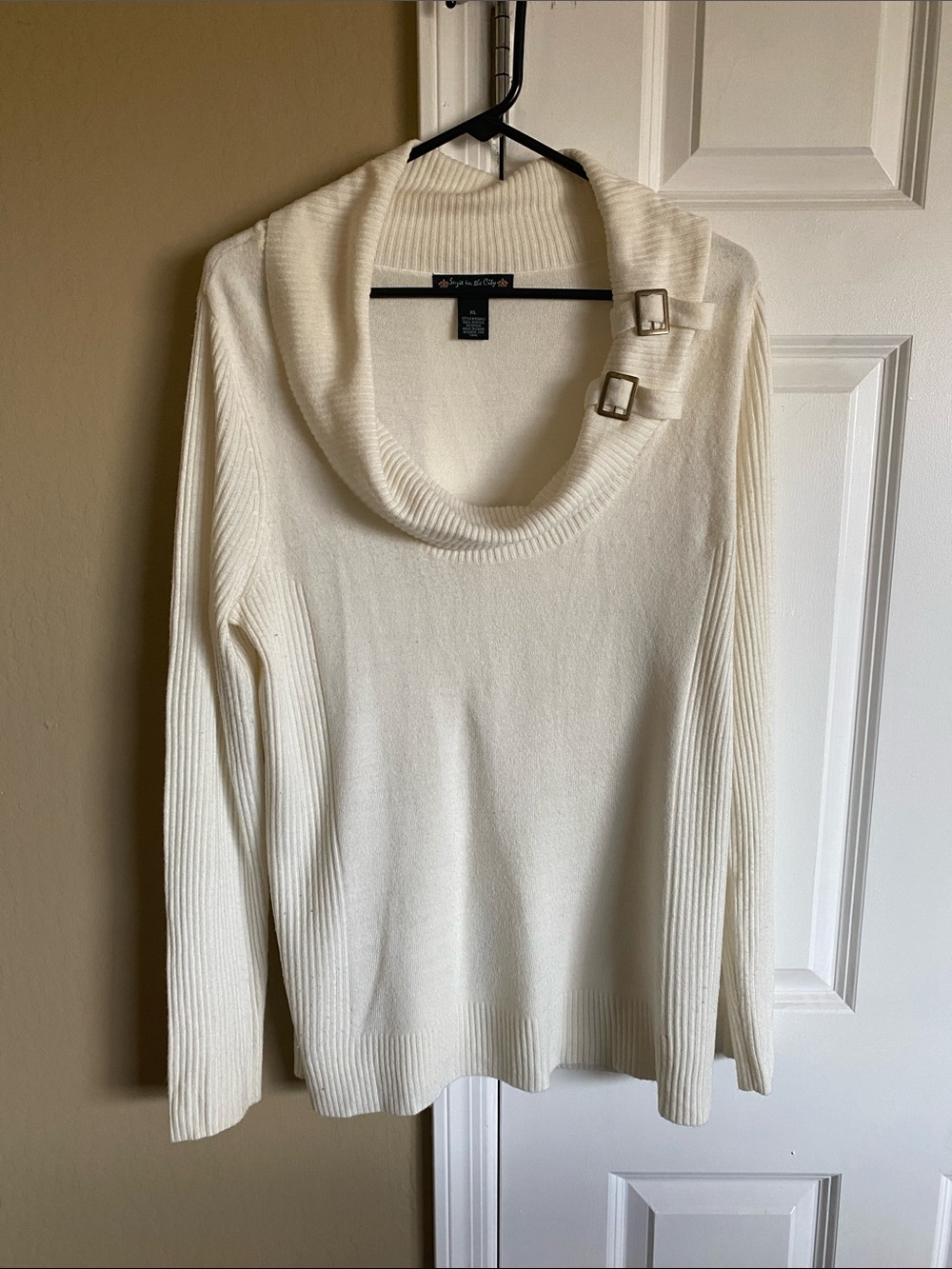 Cream Buckle Cowl Neck Knit Sweater XL Cozy Winter